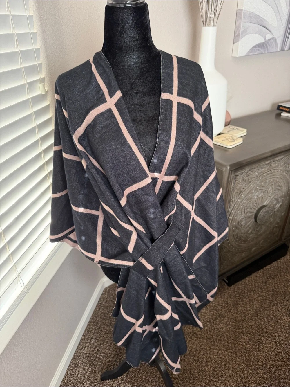 Reversible Women’s Wrap Black & Tan